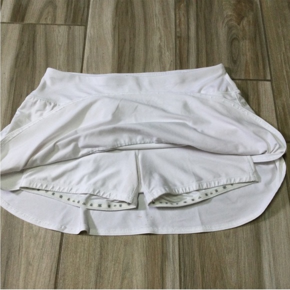 Athleta Skort Medium - Picture 3 of 7